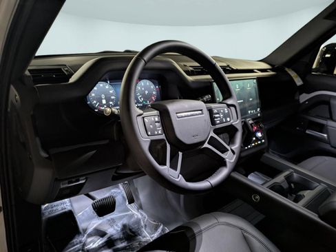 New 2026 Land Rover Defender 110 X-Dynamic SE AWD/4WD image 29