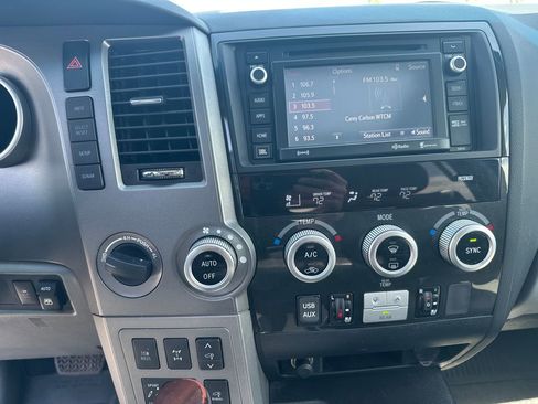 Certified 2017 Toyota Sequoia Platinum AWD/4WD image 20