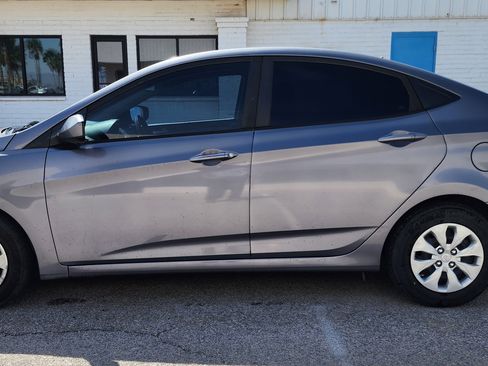 Used 2017 Hyundai Accent SE FWD image 7