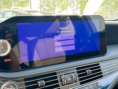 Used 2023 Lexus LS 500 w/ Interior Upgrade Package image 26