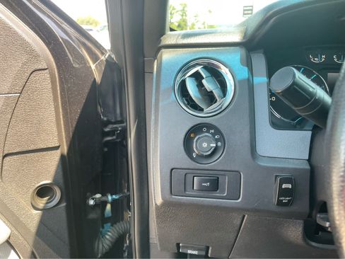Used 2014 Ford F150 XLT w/ Equipment Group 302A Luxury RWD image 14