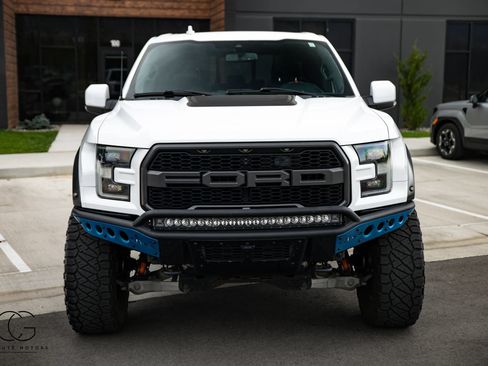 Used 2019 Ford F150 Raptor w/ Equipment Group 802A Luxury AWD/4WD image 23