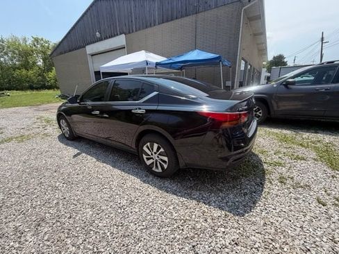 Used 2020 Nissan Altima 2.5 S AWD/4WD image 3