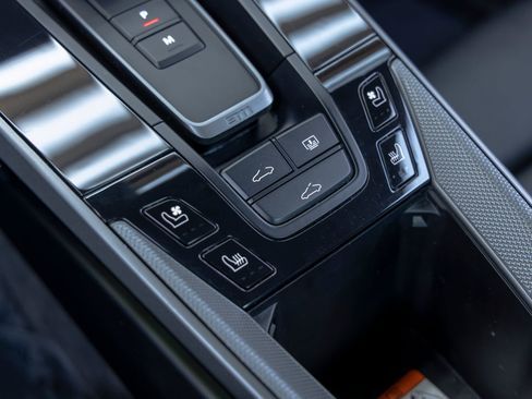 Certified 2024 Porsche 911 Carrera 4S w/ Premium Package image 39