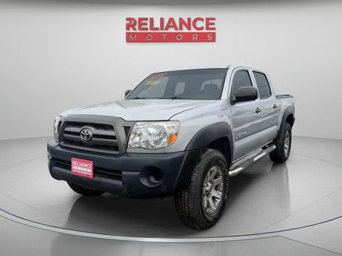 Used 2010 Toyota Tacoma 4x4 Double Cab image 1
