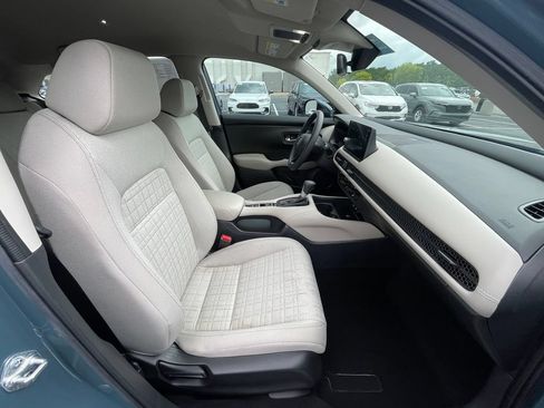 Certified 2026 Honda HR-V LX image 32