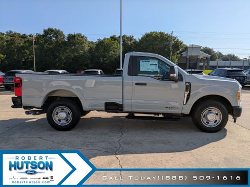 New 2025 Ford F350 XL w/ 360-Degree Camera Package image 6