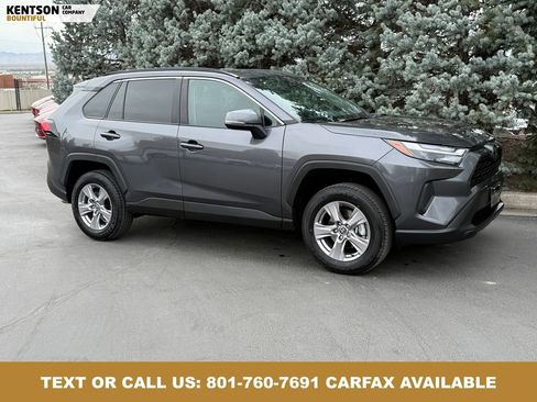Used 2025 Toyota RAV4 XLE AWD/4WD image 11
