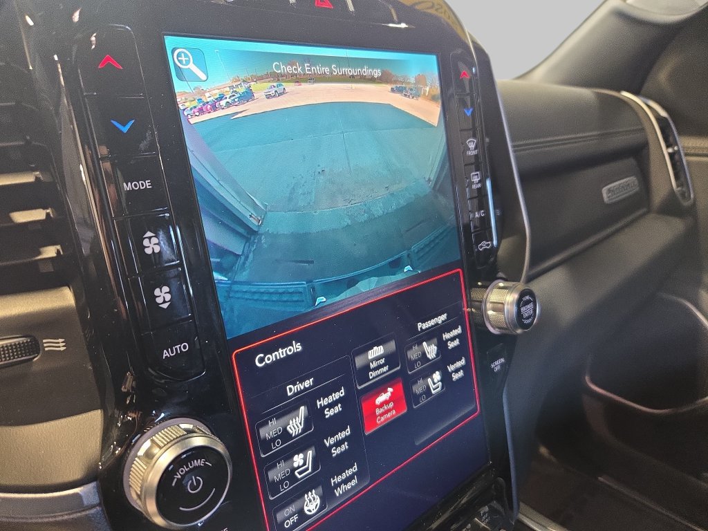 Used 2020 RAM 1500 Laramie w/ Sport Appearance Package AWD/4WD image 26
