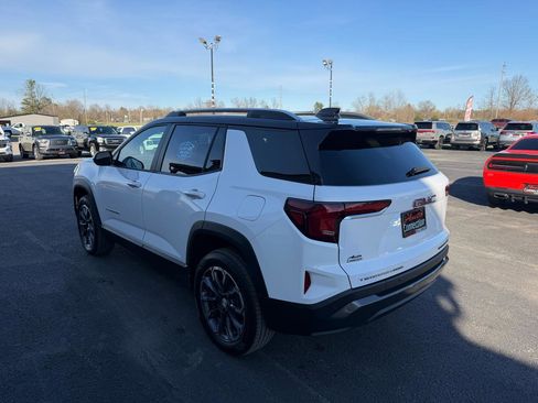 Used 2026 GMC Terrain Elevation w/ Elevation Premium Package image 8