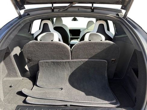 Used 2026 Tesla Model X Plaid AWD/4WD image 18