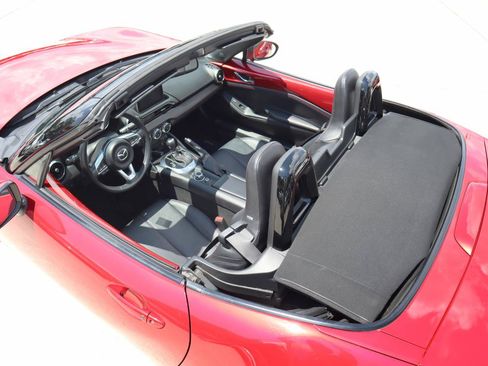 Used 2017 MAZDA MX-5 Miata Grand Touring RWD image 47