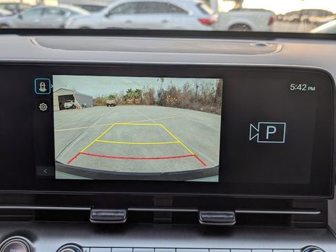 New 2026 Hyundai Kona SE FWD image 17