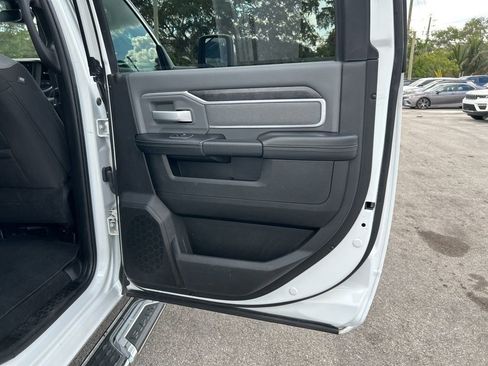 Used 2023 RAM 2500 Big Horn w/ Level 1 Equipment Group image 35