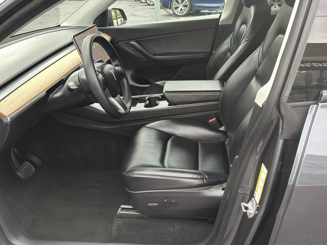 Used 2020 Tesla Model Y Long Range AWD/4WD image 13