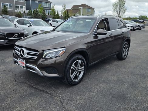 Used 2018 Mercedes-Benz GLC 300 4MATIC image 8