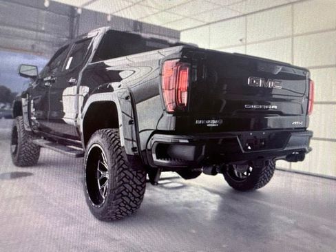 Used 2021 GMC Sierra 1500 AT4 w/ AT4 Value Package AWD/4WD image 9