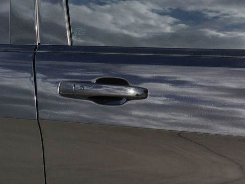 Used 2020 Jeep Grand Cherokee SRT image 18