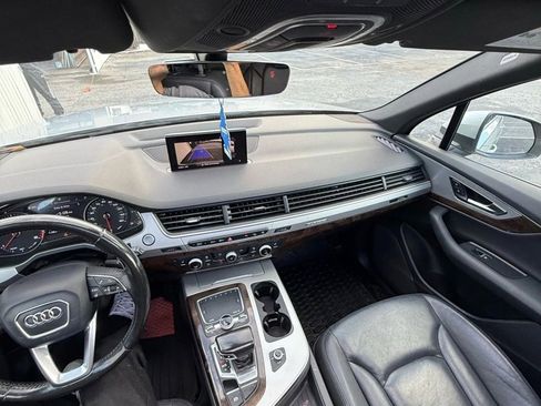 Used 2017 Audi Q7 2.0T Premium AWD/4WD image 9