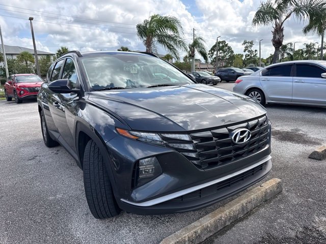 Used 2022 Hyundai Tucson SEL w/ Cargo Package FWD image 3