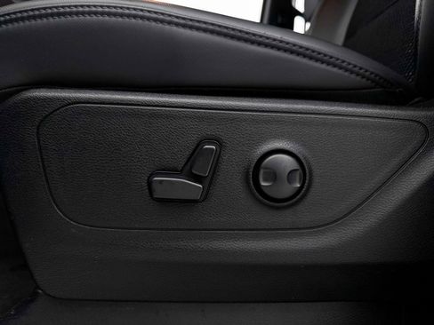 Used 2023 RAM 1500 Big Horn image 26