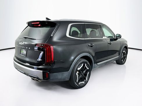 Used 2025 Kia Telluride S AWD/4WD image 9