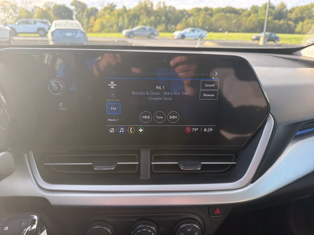 Used 2025 Chevrolet Trax LS FWD image 19