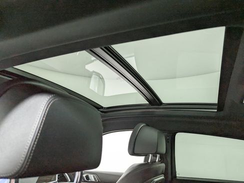 Certified 2024 BMW X6 xDrive40i w/ Premium Package image 13