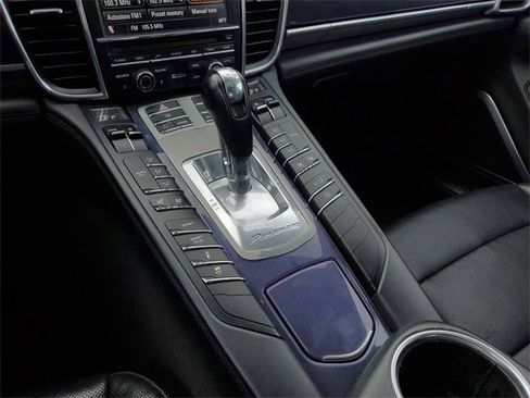 Used 2010 Porsche Panamera 4S image 30