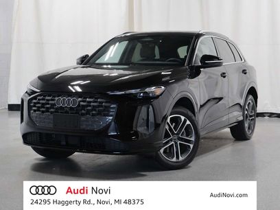 Used 2025 Audi Q5 Premium w/ Convenience Package