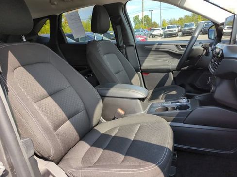 Certified 2025 Ford Escape Active AWD/4WD image 15