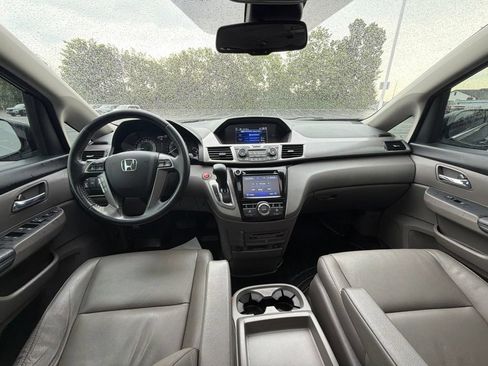 Used 2017 Honda Odyssey EX-L image 12