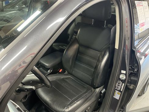 Used 2019 Kia Sorento EX image 18