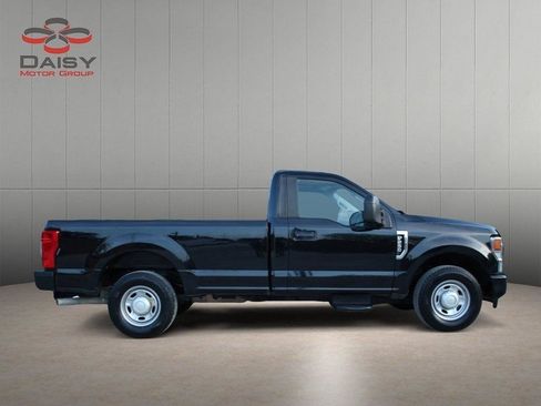 Used 2020 Ford F250 XL image 4