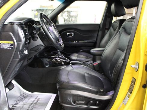 Used 2014 Kia Soul ! w/ Sun & Sound Package FWD image 15