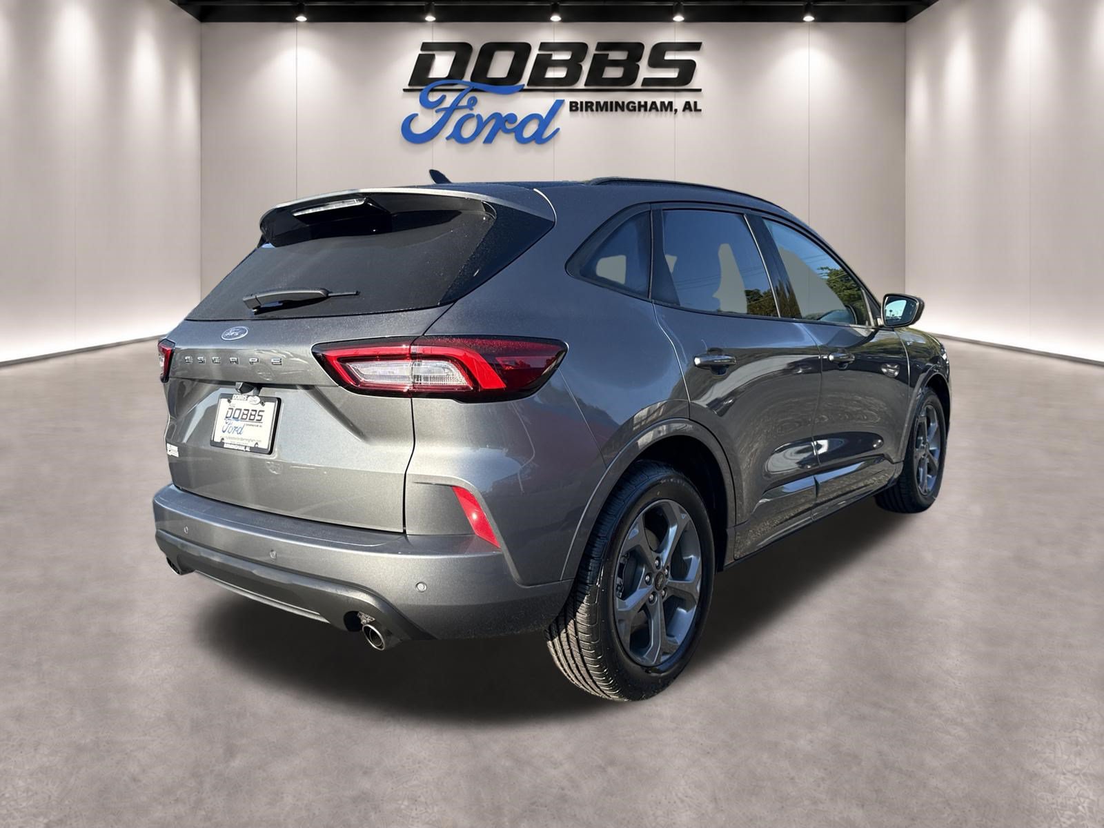 Used 2023 Ford Escape ST-Line w/ Tech Pack #1 FWD image 6