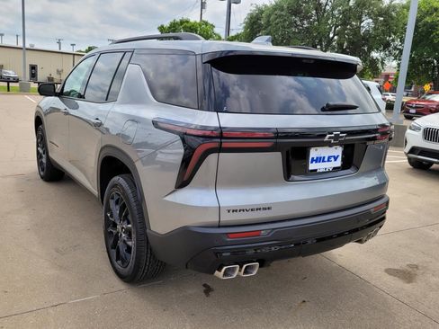 New 2026 Chevrolet Traverse LT w/ Midnight/Sport Edition FWD image 3