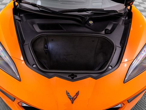 Used 2023 Chevrolet Corvette Stingray Premium Conv w/ Z51 Performance Package RWD image 32
