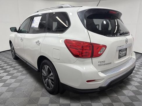 Used 2017 Nissan Pathfinder S AWD/4WD image 5