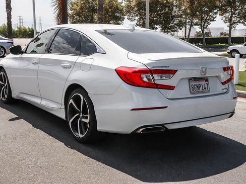 Used 2018 Honda Accord Sport image 6