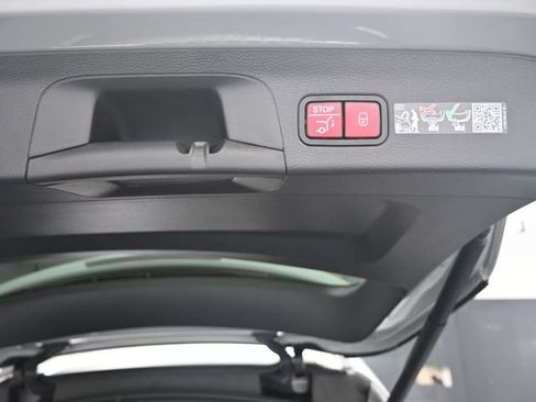 New 2026 Mercedes-Benz GLS 450 4MATIC image 27