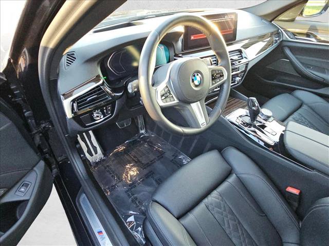 Used 2023 BMW 540i w/ M Sport Package RWD image 10