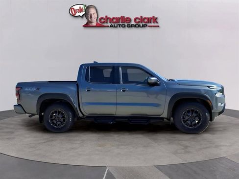 Used 2023 Nissan Frontier Pro-X w/ Pro-X Premium Package image 7