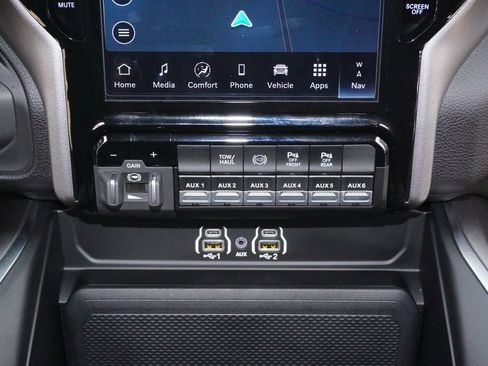 Used 2026 RAM 2500 Big Horn AWD/4WD image 18