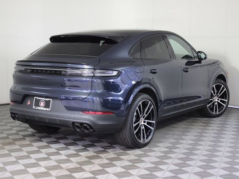 Used 2025 Porsche Cayenne Coupe image 7