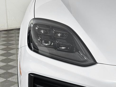 Certified 2026 Porsche Cayenne S image 11