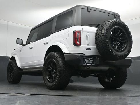 Used 2023 Ford Bronco Outer Banks image 38