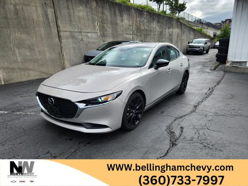 Used 2024 MAZDA MAZDA3 s FWD image 1
