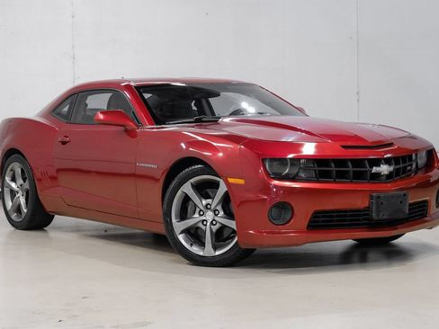 Used 2013 Chevrolet Camaro SS w/ RS Package RWD image 8