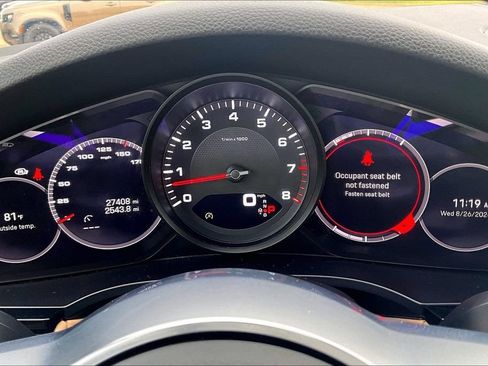 Used 2023 Porsche Cayenne AWD/4WD image 21